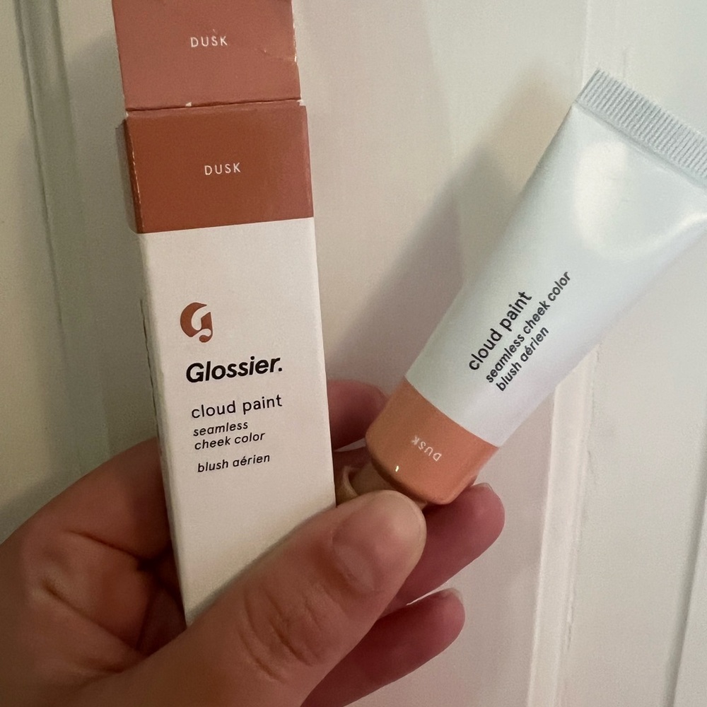 Glossier Cloud Paint Blush in Shade Dusk